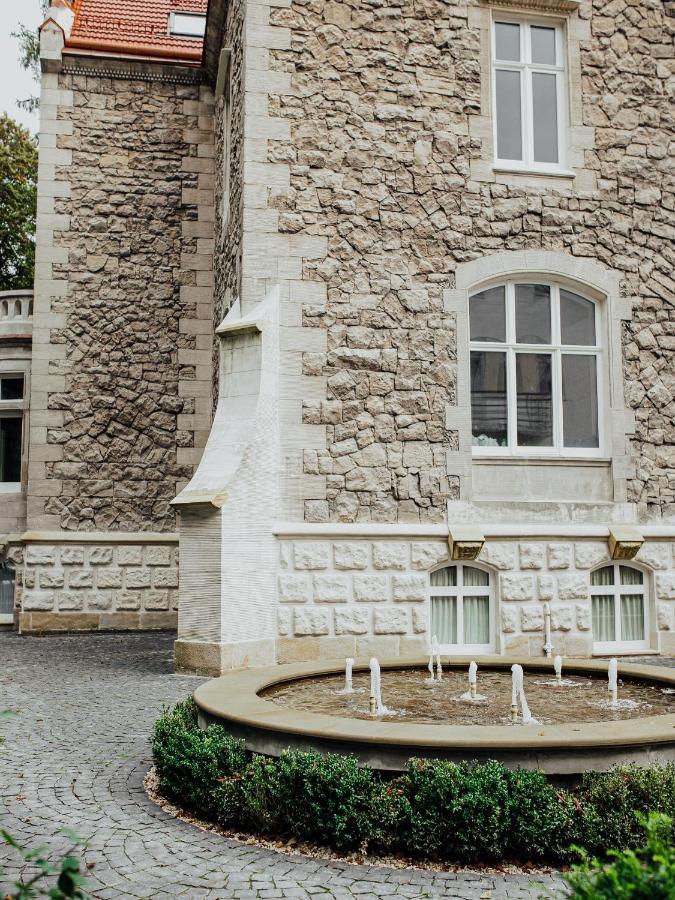 Lion'S Castle Hotel 리비프 외부 사진