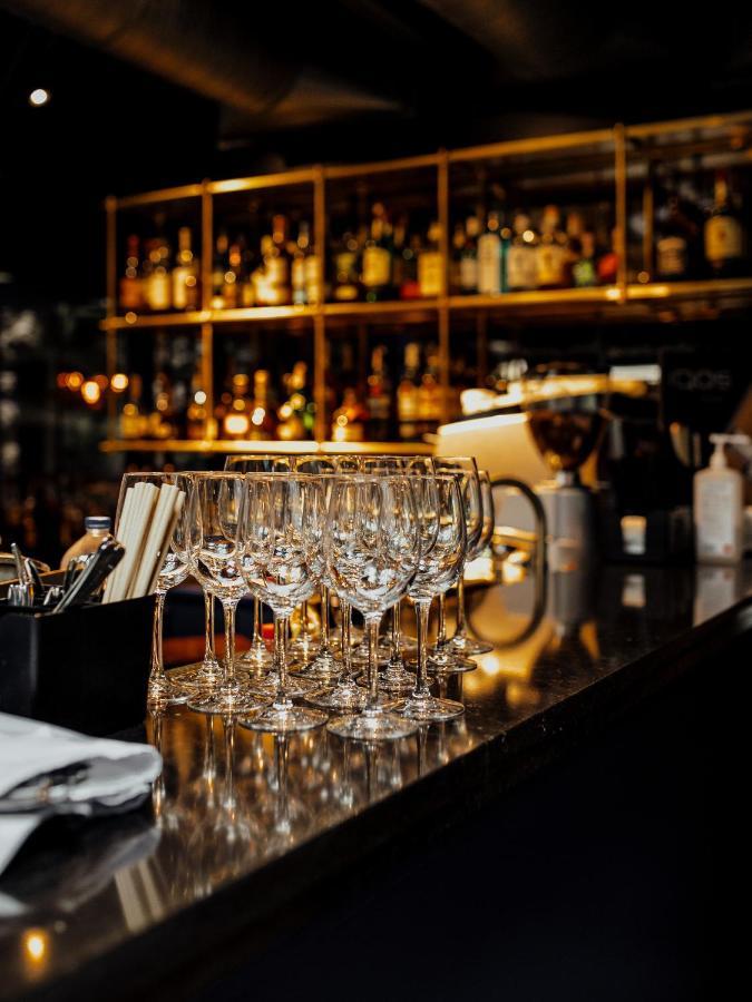 Lion'S Castle Hotel 리비프 외부 사진