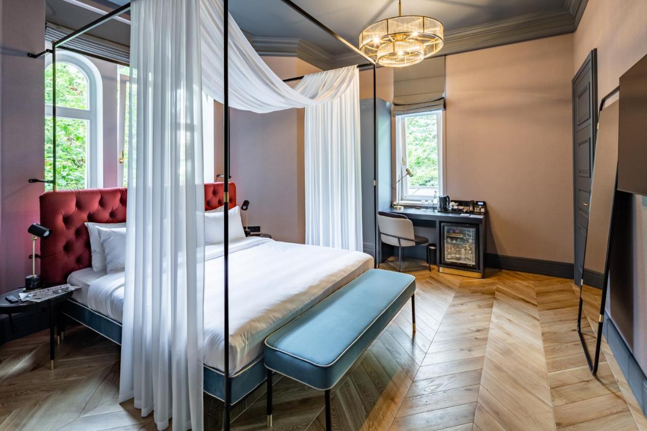 Lion'S Castle Hotel 리비프 외부 사진
