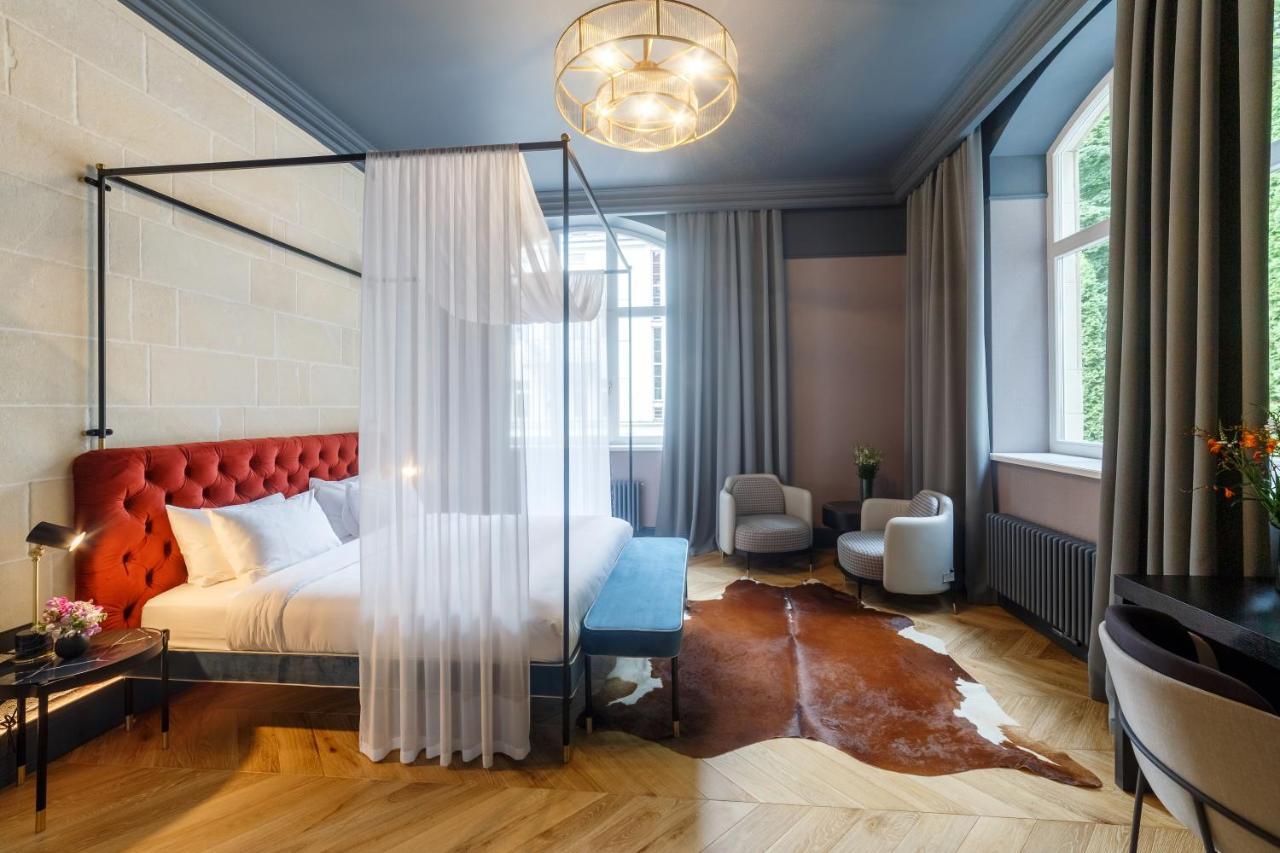 Lion'S Castle Hotel 리비프 외부 사진