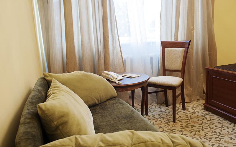 Lion'S Castle Hotel 리비프 외부 사진