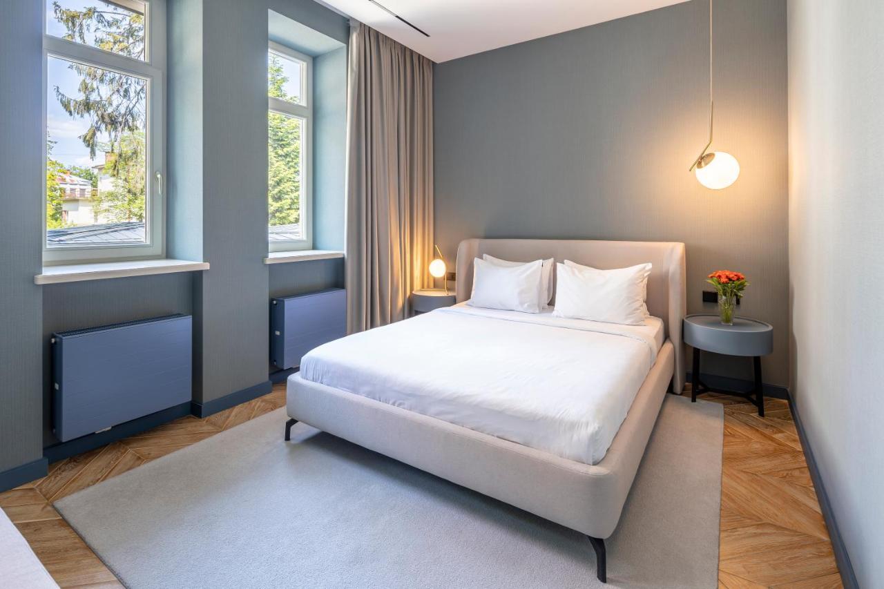 Lion'S Castle Hotel 리비프 외부 사진