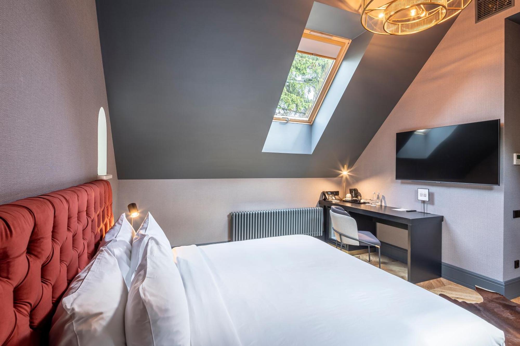 Lion'S Castle Hotel 리비프 외부 사진